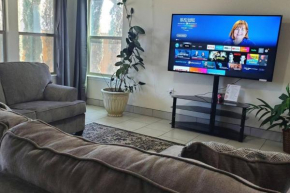 Lovely Private Room 3 Near Austin & San Marcos